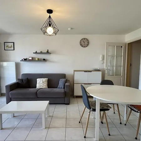 דירה Les Aigrettes *